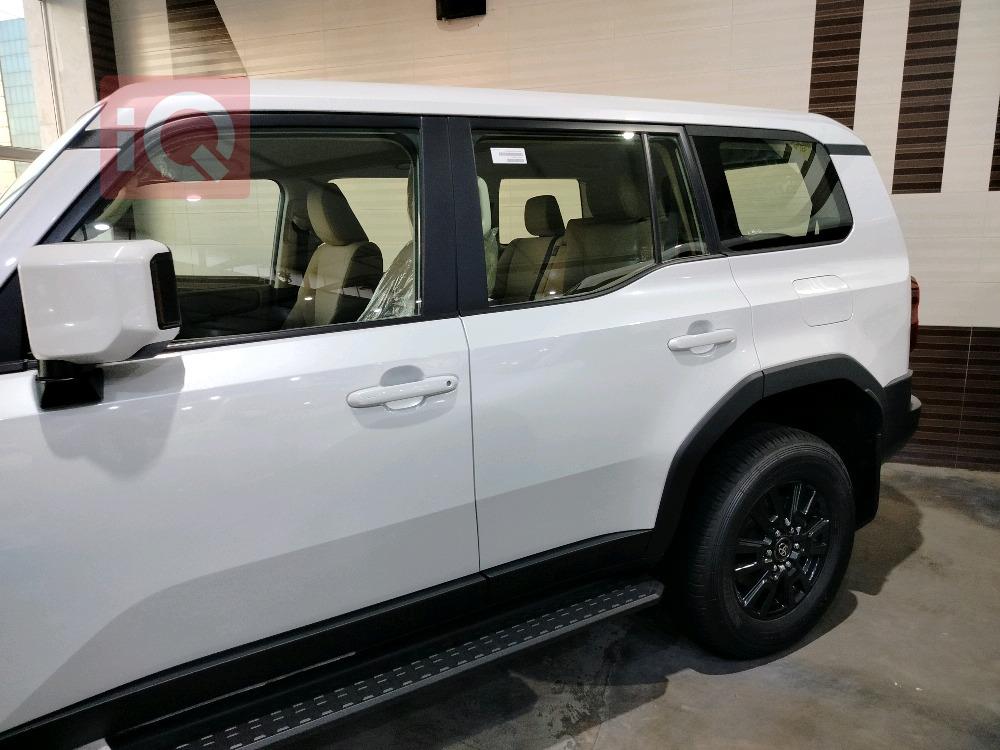 تۆیۆتا لاندكروزر پرادۆ